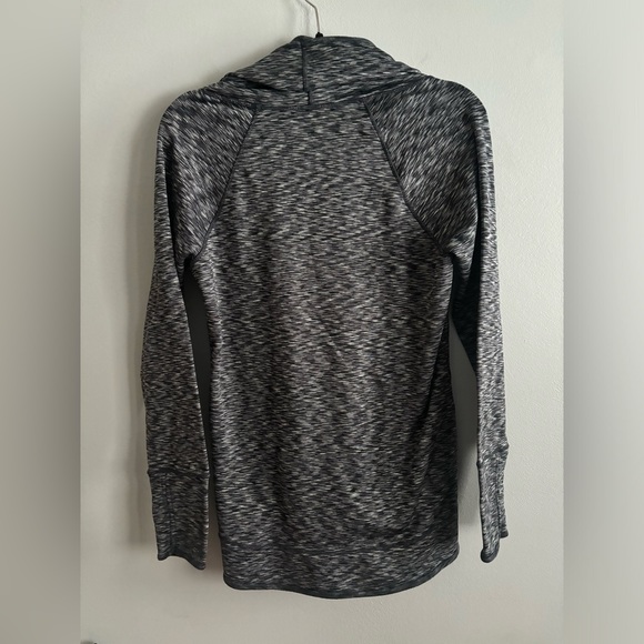 Athleta Women’s Gray Tranquility Cowl Neck Space Dye Sweatshirt Thumbhole - Picture 4 of 5
